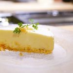 お肉屋 けいすけ 三男坊 - 井上家のチーズケーキ