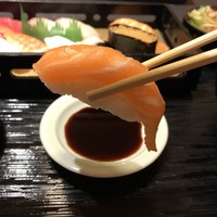 鮨隆 - サーモン
