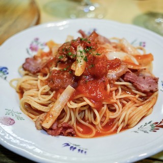 maggi - 料理写真:☆玉ねぎとベーコンの辛口トマトスパゲティ 1000円