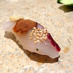 天寿し - 縞鯵に生姜と粉醤油