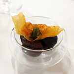 ナクレ - カリカリの皮！ バジルとライム、本物の海老の香り、甘い八角の香りが一口で交錯する