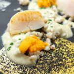 ウニが調味料のように使われる。とろりとした茄子ソースに蕎麦米、まさに和食の風合い2