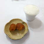 ナクレ - プチマドレーヌと、謎の白い泡（笑）ミルクムース