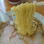らーめん屋 幸来軒 - 麺はこんな感じ