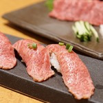 Shinshuuyakiniku Namusantei - 大トロ握り