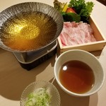 Dashiya Owan - 出し汁豚しゃぶセイロそば 980円
