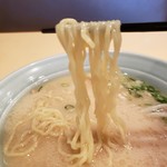 中華菜家 黄河 - とんこつラーメン