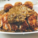 ライスカレー まんてん - かつシュウマイカレー大盛り