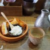 あなぐま亭 - 料理写真:名品はもぱん ＆ 羽前白梅 純米吟醸 ちろり