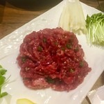 뚝심한우 - ユッケ