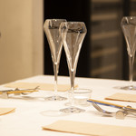 Aoyama Bouchon Amuser