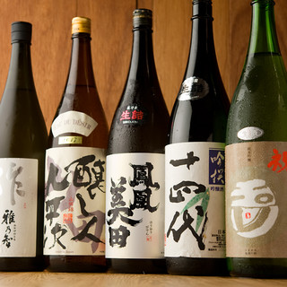 全国の日本酒が40種以上※曜日限定飲み放題も実施中！