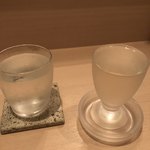 六本木 真おか - 黙っていても和らぎ水がサーブ、嬉しい！