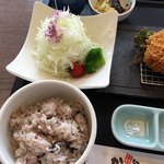 かつ泉 - キャベツもおかわり自由