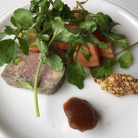 ＢＩＳＴＲＯ Ｂｏｎｎｅ－ｃｈｅｒｅ - 息子の前菜
                  パテ･ド･カンパーニュサラダ仕立て