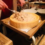 Cheese Tavern CASCINA - 熟成ベーコンのカルボナーラ　島小麦のキターラ　黒トリュフのせ