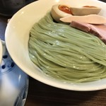 らぁ麺 紫陽花 - スピルリナ麺