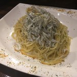 MILLE FIORI - 釜揚げしらすとカラスミのアーリオオーリオ スパゲッティーニ（￥1300）