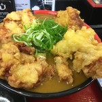 極楽うどん TKU - 鶏天カレーうどん（￥950）