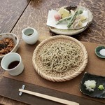 夏野菜天せいろ冷(1700円)です。