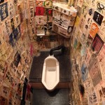 萬安 - 凄いトイレ。