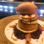 トシ・ヨロイヅカ 東京 - 