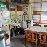 羽賀だんご店 - 店内