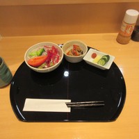 神田明神下 みやび 本店 - サラダ、小鉢、お新香
