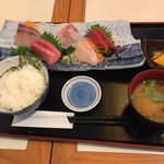 横濱屋本舗食堂 - 