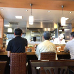 横濱屋本舗食堂 - 