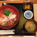 横濱屋本舗食堂 - 