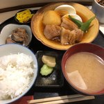 酒処 はづき - 角煮定食 850円