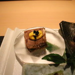 焼肉 強小亭 - 牛タン有馬煮