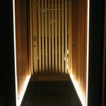 焼肉 強小亭 - 入口