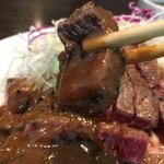 キャトルラパン - 肉リフト