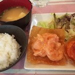 創刻Dining ごえん - エビチリ・エビマヨランチのメイン(2018.09.14)