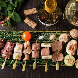 [Skewer dishes x wine] A creative skewer restaurant where you want to drink moistly