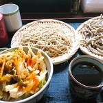 Kanouya - 合盛   汁   かき揚げ丼  蕎麦湯  漬物