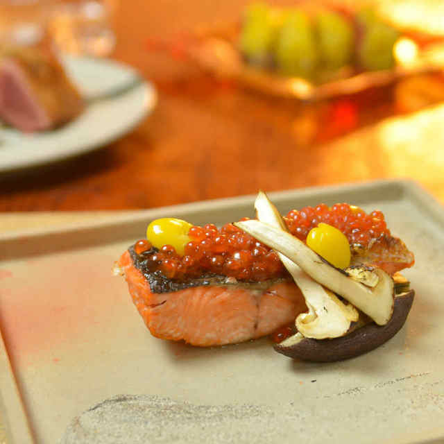 Loites レストラン 飲食店の検索 日本料理斗南 となみ 旧店名 暗闇坂宮下神楽