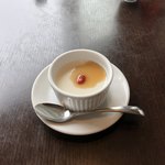 ジョーズ シャンハイ ニューヨーク - 濃厚‼︎ パンナコッタ仕立ての杏仁豆腐