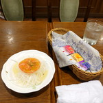いがらし珈琲店 - 厚切りトーストモーニングセット630円のサラダとジャム