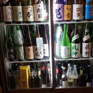 Specialty beer, and sake that can't be beat! Select your favorite cup