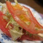 新料理 都留野 - トマトサラダ（２）喰らう