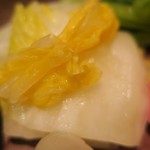 新料理 都留野 - 漬物　ズームアップ