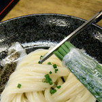 日の出製麺所 - ねぎばさみ（赤坂を思い出します）