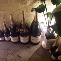 シャンパン食堂 - 