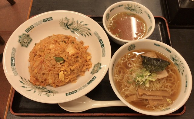日高屋 笹塚観音通店 笹塚 ラーメン 食べログ