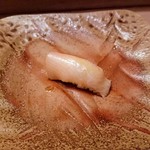 すし処 みや古分店 - カンパチ