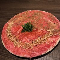 原宿焼肉 KINTAN - サーロインユッケ ハーフ&ハーフ
