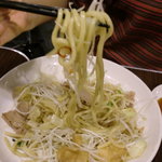 大阪王将 - やや太めの麺